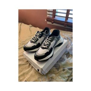 Pretty little thing Black hiker chunky trainers